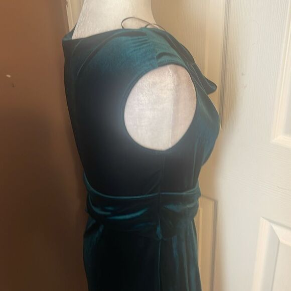 Tash+Sophie Cowl Shirred Velvet Mini Dress XSmall NWOT - Picture 6 of 9